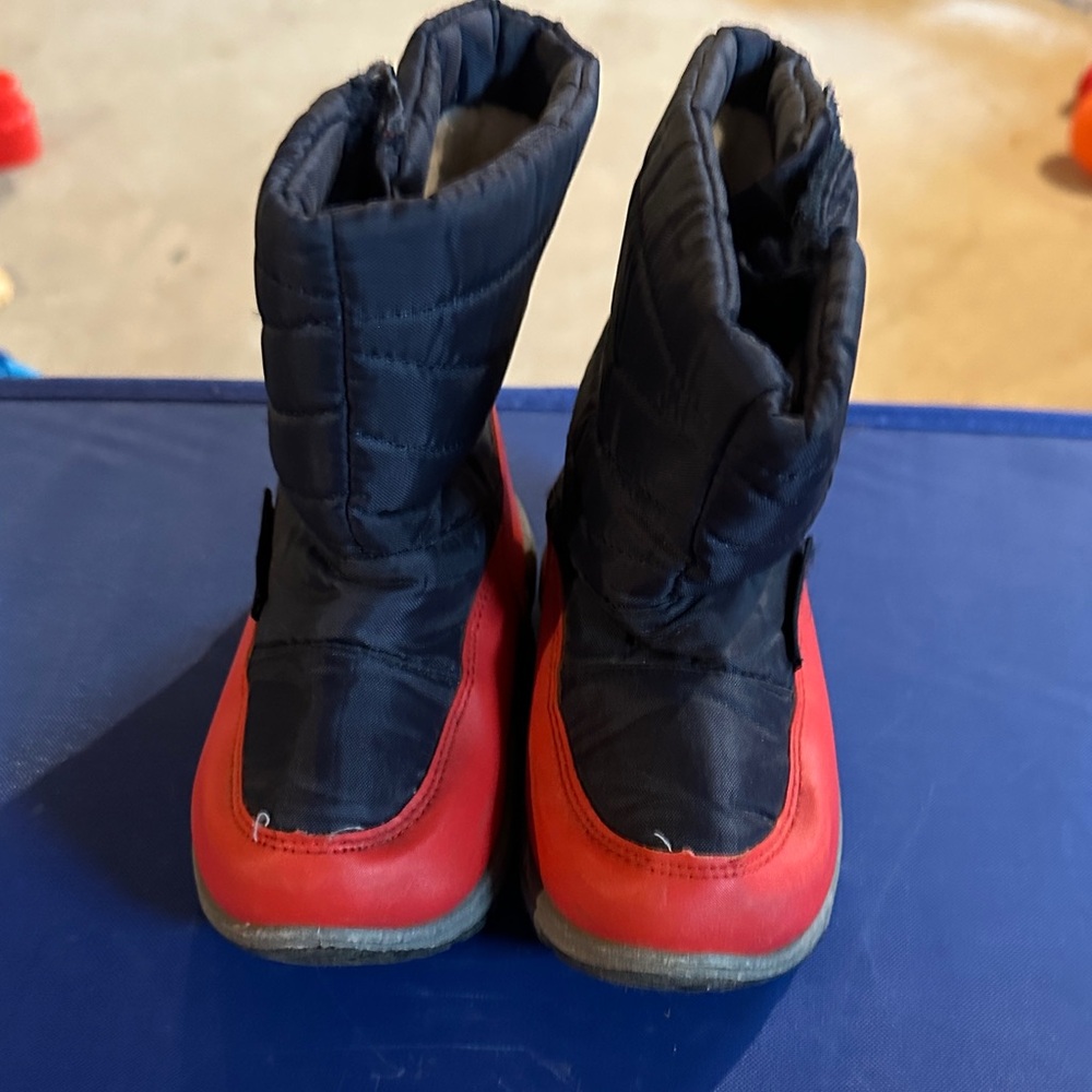Kids Red and Blue Winter Boots. Size 7
